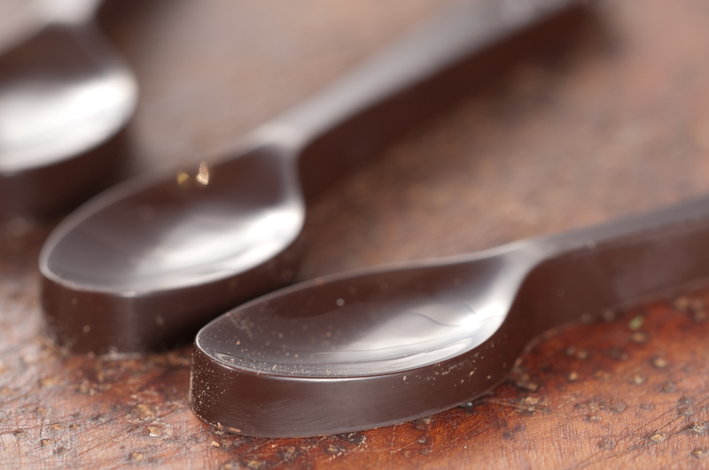 Easy Ways to Recycle or Dispose of Pots and Pans